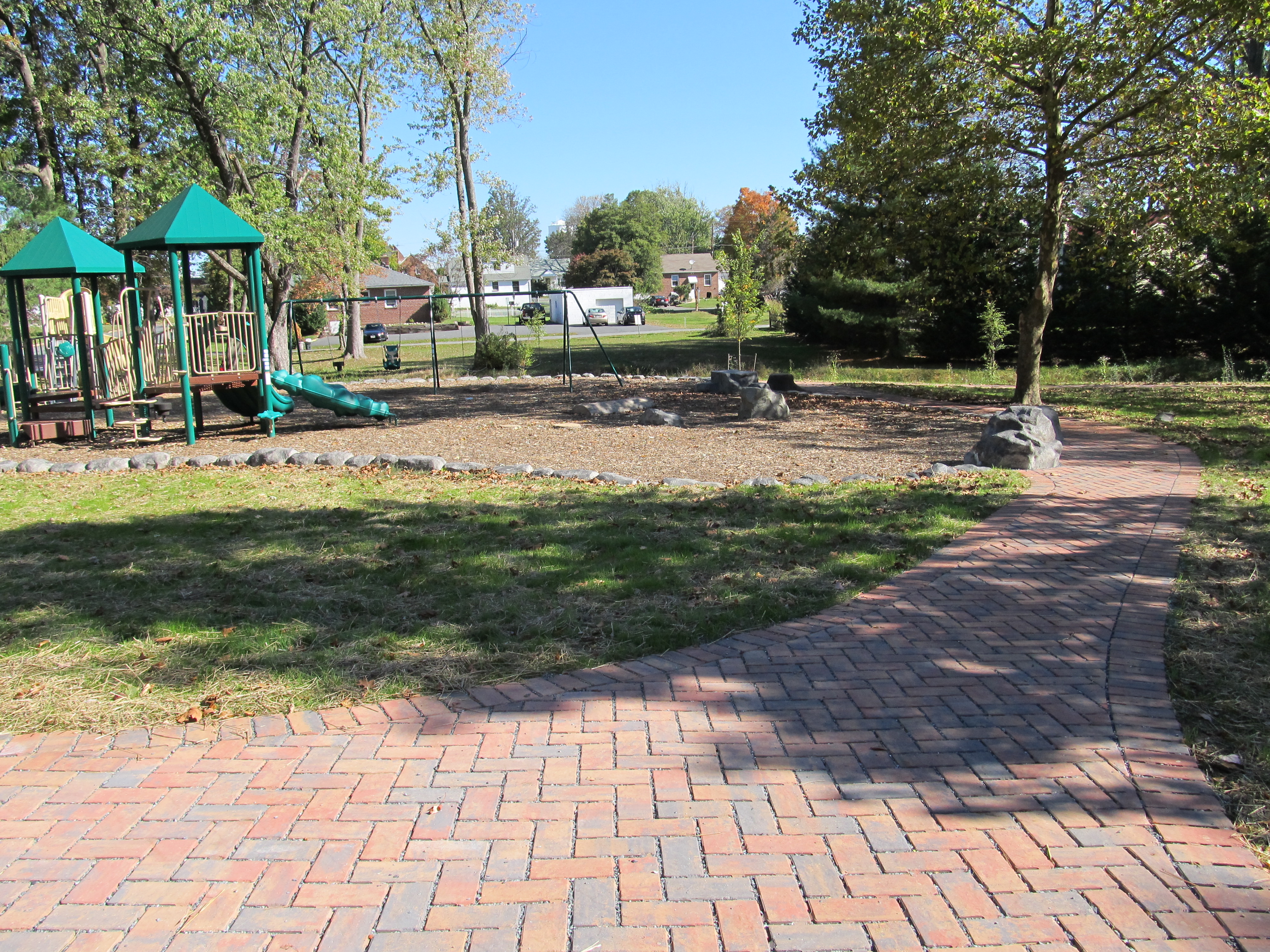 Plumtree Park 102113 (4)